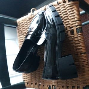 NWT Sincerely jules chunky dylan loafer faux patent combat shoe size 10 womens